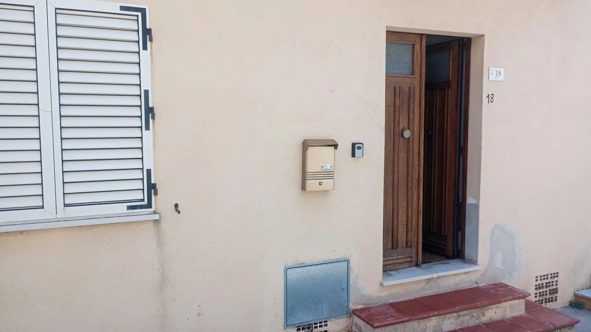 Casafigus La Terrazza Narbolia别墅 0*, Narbolia